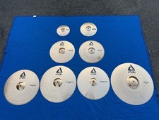 Conjunto de pratos Paiste Alpha = 3 acidentes, 2 respingos, chapéus altos, passeio comprar usado  Enviando para Brazil