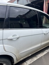 Sportello posteriore destro usato  Biancavilla