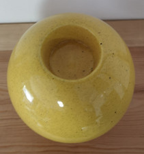 Yellow speckled round for sale  WINCANTON