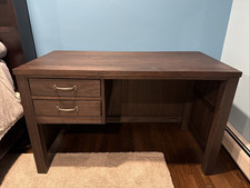 Hillsdale furniture brown for sale  East Hanover