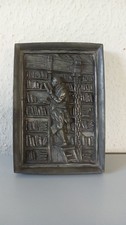 Wandrelief zinnbild bücherwur gebraucht kaufen  Bielefeld