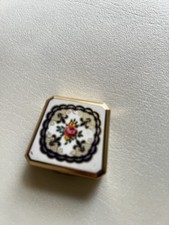 Vintage stratton england for sale Vintage stratton england for sale  LIVERPOOL