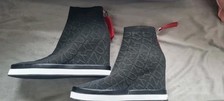 Dkny women sawyer for sale  WAKEFIELD