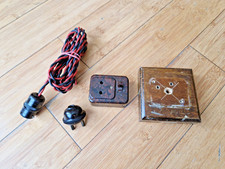 Vintage round pin for sale Vintage round pin for sale  SHIPLEY