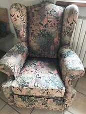 Coppia poltrone inglesi usato  Varano Borghi