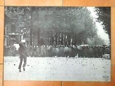 Photo Guy KOPELOWICZ 11 mai 1968 Paris Face aux CRS BE 40x57 Ed Martin MALBURET na sprzedaż  Wysyłka do Poland