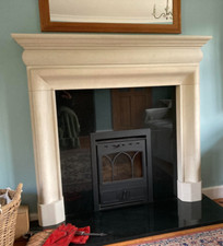 Beautiful umbrian stone for sale  EASTBOURNE