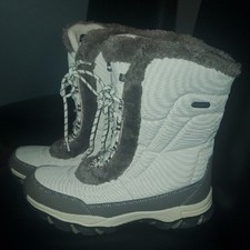 Mountain warehouse boots for sale  Walled Lake