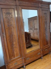 Antico armadio muro usato  Italia