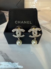 Orecchini chanel usato  Italia