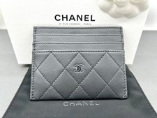 Porte cartes chanel d'occasion  Les Mureaux