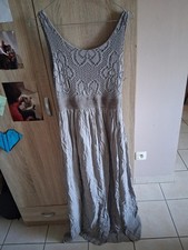 Robe longue taupe d'occasion  Saint-Brice-en-Coglès