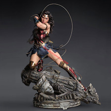 Statua queen studios usato  Spedire a Italy
