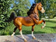 breyer toys for sale breyer toys for sale Loris