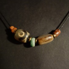 Dzi perlen amulett gebraucht kaufen Dzi perlen amulett gebraucht kaufen  Dingolfing