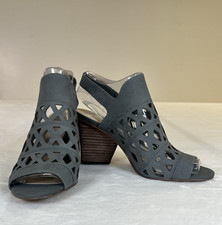 Vince camuto deverly for sale  Pensacola