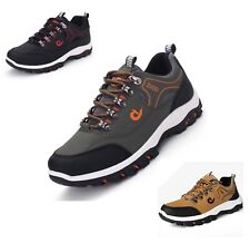 Scarpe trekking resistenti usato  Ardea