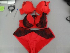 Ensemble lingerie pièces d'occasion  Villecresnes
