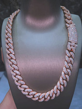 Colar de prata 925 corrente de elos cubana MOISSANITE 16mmX 24 polegadas MOISSANITE Miami comprar usado Colar de prata 925 corrente de elos cubana MOISSANITE 16mmX 24 polegadas MOISSANITE Miami comprar usado  Enviando para Brazil