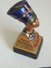 Statuette buste néfertiti d'occasion  Sedan