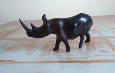 Statuette figurine rhinocéros d'occasion  Combronde
