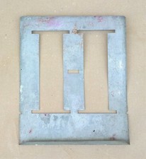 Ancien pochoir lettre d'occasion Ancien pochoir lettre d'occasion  Polliat