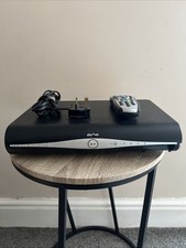 SKY+ HD BOX DRX890-C 500GB COM CONTROLE REMOTO E CABO DE ALIMENTAÇÃO Parte 14221 G3A comprar usado  Enviando para Brazil