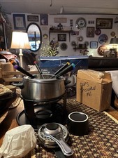 trudeau fondue for sale  Sparta