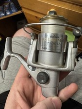 Daiwa emblem 2500 d'occasion  Expédié en Belgium