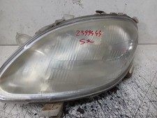 Faro fanale anteriore usato  Italia