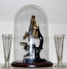 Antico microscopio completo usato  Borgo Val di Taro