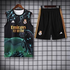 Completo real madrid usato  Novafeltria