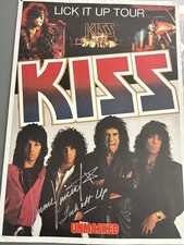 POSTER AUTOGRAFADO ORIGINAL ASSINADO POR VINNIE VINCENT LICK IT UP BEIJO ABATE comprar usado  Enviando para Brazil