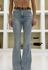 Jeans denim zampa usato  Barletta