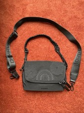 Desigual tasche schwarz gebraucht kaufen  Stuttgart