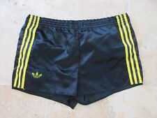 Short adidas vintage d'occasion  Nîmes