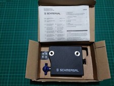 🟢 Schmersal 103001435 AZM300Z-ST-1P2P Solenoid Interlock AZM300 Safety Componen comprar usado  Enviando para Brazil