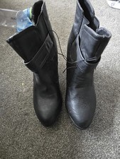 Round toe ankle for sale  RAINHAM