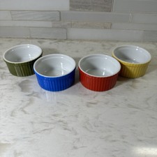 Set ramekins ozfluted for sale  Saint Charles