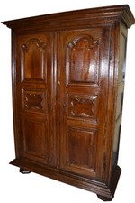 Armadio stile luigi usato  Borgo San Dalmazzo