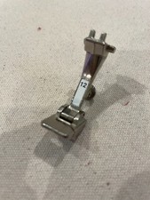 Genuine bernina tricot d'occasion  Expédié en Belgium