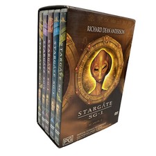 Caixa STARGATE SG-1 completa temporada 2. Richard Dean Anderson Reg 4 muito bom comprar usado  Enviando para Brazil