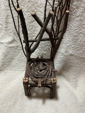 Cadeira de galho rústica vintage miniatura feita à mão arte popular 16 pol. alto, usado comprar usado Cadeira de galho rústica vintage miniatura feita à mão arte popular 16 pol. alto, usado comprar usado  Enviando para Brazil