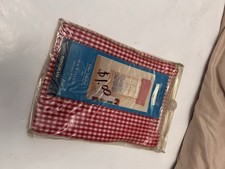 4 pink gingham curtains for sale 4 pink gingham curtains for sale Dauphin