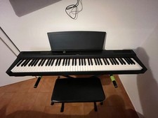 Yamaha p125b pianoforte usato  Roma