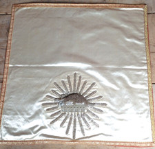 Lamb embroidered silver d'occasion  Expédié en Belgium