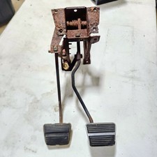 Conjunto de pedal de freio e embreagem C3 Corvette 4 velocidades manual USADO ENFERRUJADO FABRICANTE DE EQUIPAMENTO ORIGINAL 69-82 comprar usado  Enviando para Brazil