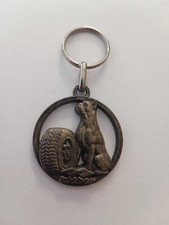 Metal keychain tire d'occasion  Expédié en Belgium