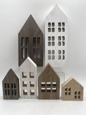 Wooden houses house for sale  Olive Branch