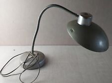 Ancienne lampe industrielle d'occasion  Seingbouse